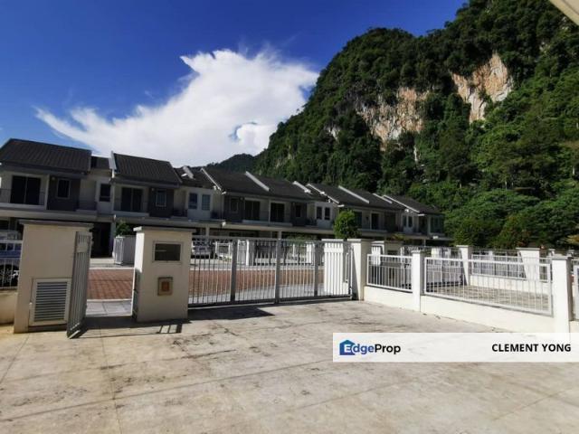 TAMAN FLORA, BANDAR SUNWAY SERENE VILLAS