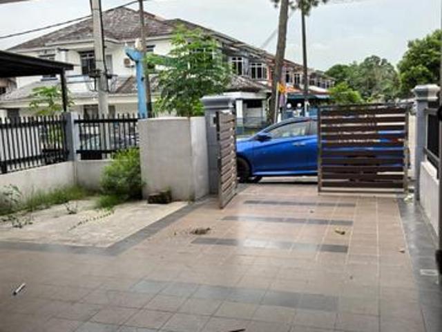 Taman Flora Heights Double Storey Terrace House 4bed Renovated Johor