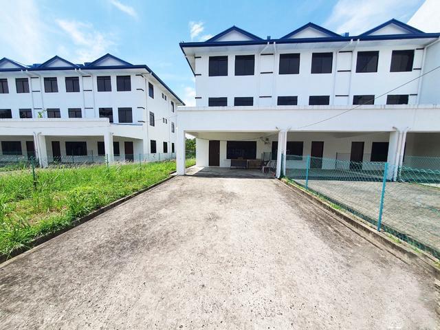 Taman Ganang Riverside 3 Storey InterCorner Kepayan For Rent