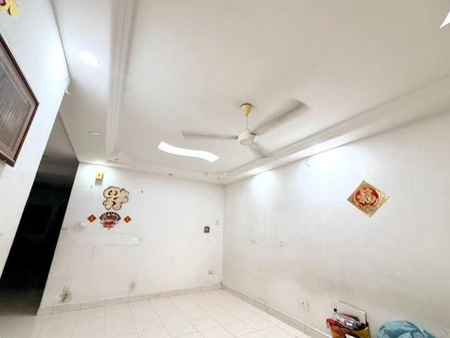 Taman Gaya15 storey terrace housefull loan below market value