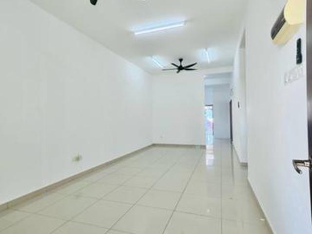 Taman GemilangSemiD 1 Tingkat4 Bilik