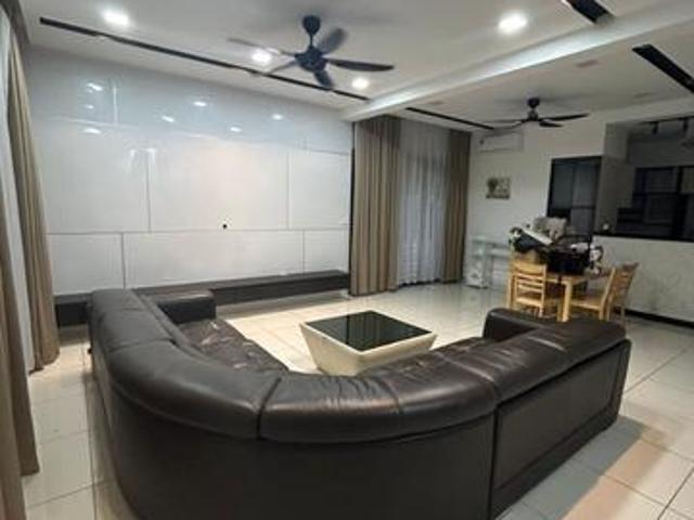 Taman Glenmarie JP Perdana Double Storey with Extra Land For Rent