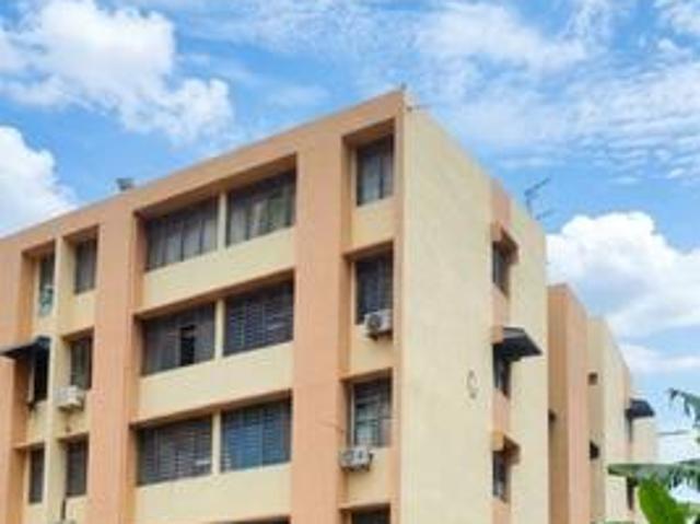TAMAN HAJI MOHD AMIN Flat