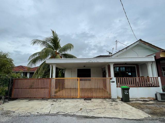 Taman Harmoni Kangar Perlis 1Storey Semi D Tengah Pekan Renovated