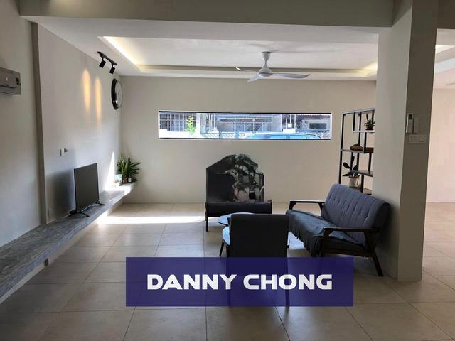 Taman Hijau Jelutong Big Car Porch Own Stay Or Business Use Also Can