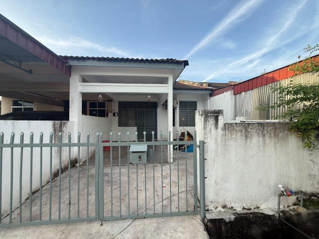 TAMAN IMPIAN 1STOREY TERRACE BARE UNIT 1200sf ALMA