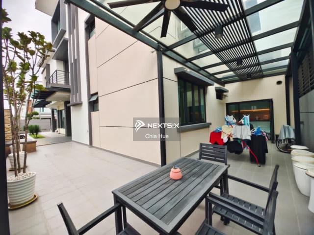 Taman Impian Emas @Specialist 2storey Shopoffices 24x90 RM 1.25mil