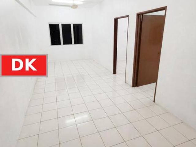 Taman Impian Ehsan Tingkat Paling Bawah Balakong