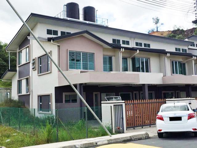 Taman Impian Inanam Corner Lot 31 Rooms Flood Free For Sale