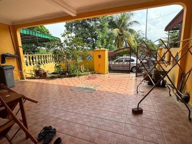 Taman Impian Jaya senai double storey renovated full loan unit