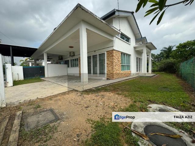 Taman Intan Baiduri Sepang