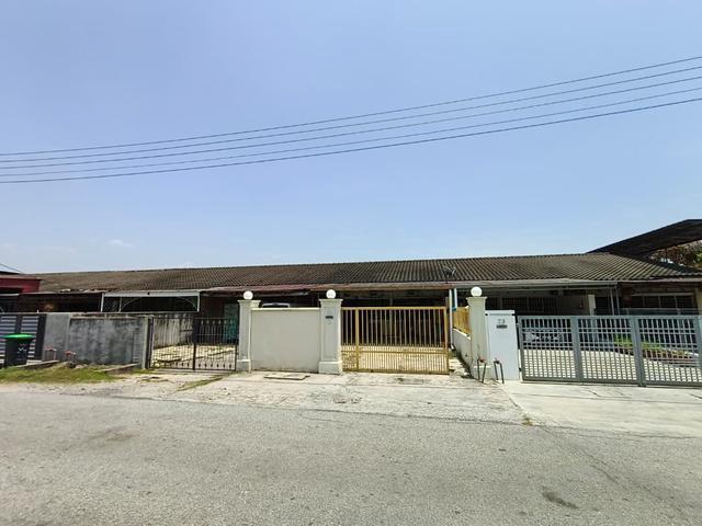 Taman Intan Jln Datuk Kumbar For Sale