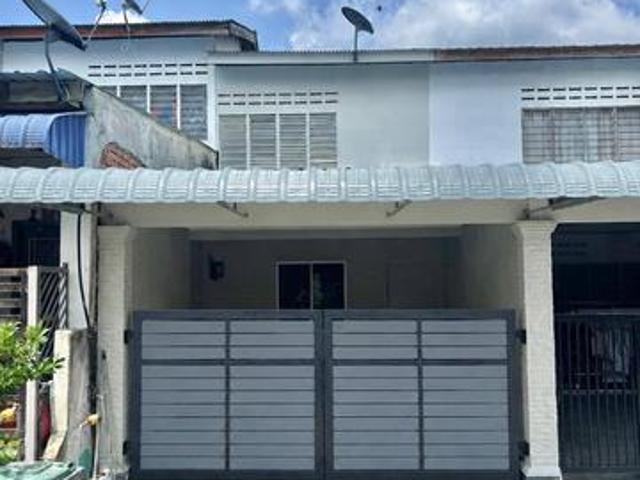 Taman IntanKluangDouble Storey Low CostRenovated