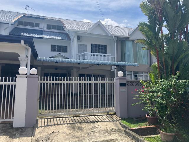 Taman Iramanis double storey terrace Jalan Lintas Kota Kinabalu