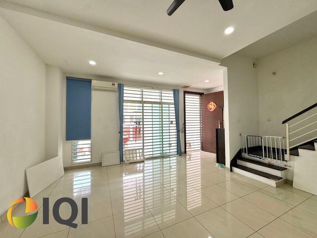 Taman Jasa Intan 2sty Superlink Terrace Furniture Renovated