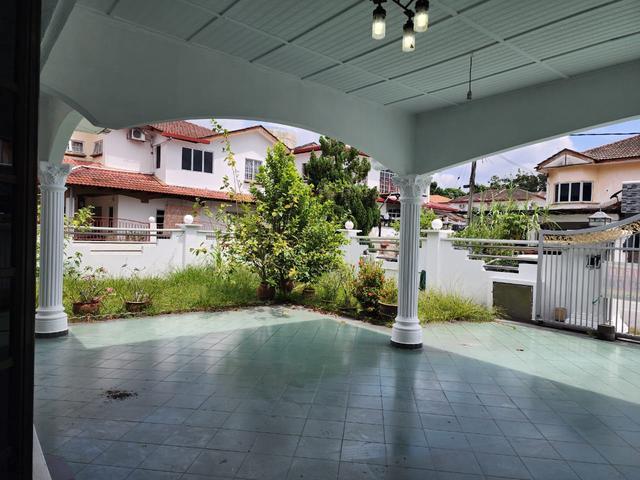 Taman Jasmine Kajang Freehold Double Storey Big Corner 3400sqft