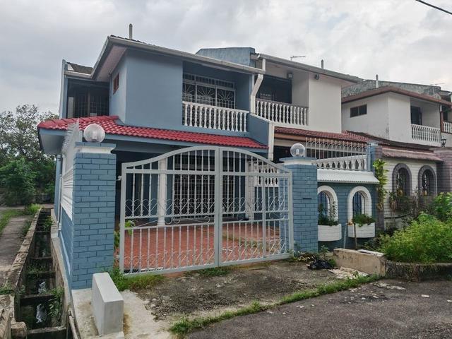 Taman Johor Jaya Double Storey Terrace Endlot House 4bed Johor Bahru