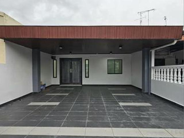 Taman Johor Jaya Jalan Bakawali Fully Renovated Good condition