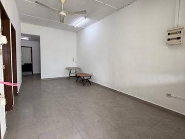 Taman Johor Jaya Jalan Dedap Single Storey House Kitchen Extend
