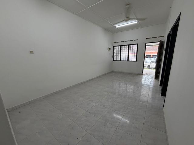 Taman Johor Jaya Jalan Dedap Single Storey Terrace House