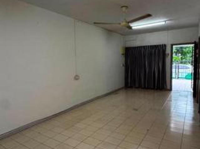 Taman JohorSingle StoreyNo furnished3BedroomNick3786
