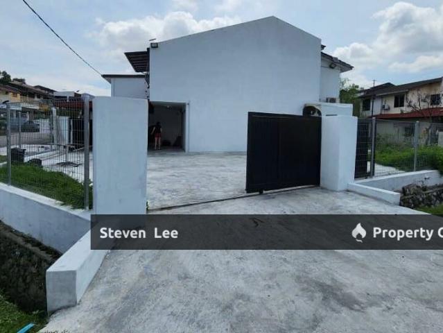 Taman Kajang Baru, Sg Jelok