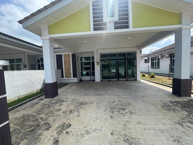 Taman Kasturi Gemencheh