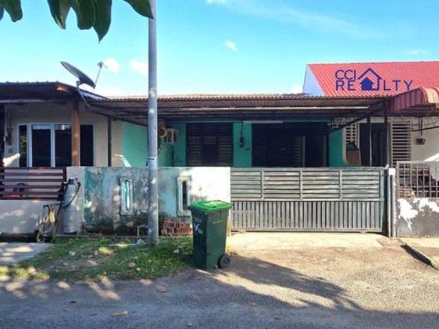 TAMAN KENARI JAYACASHBACK 30k BELAKANG SURAU FULL LOAN MURAH