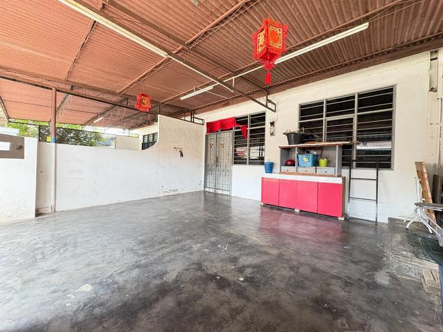 Taman Keladi Renovated Extended 3R2B 1Stry Terrace MUST SEE NOW
