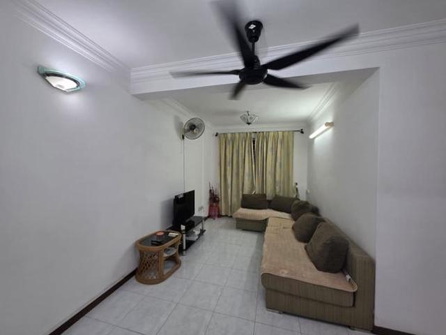 Taman Kheng Tian Jelutong 3 Bedroom Condo For Rent