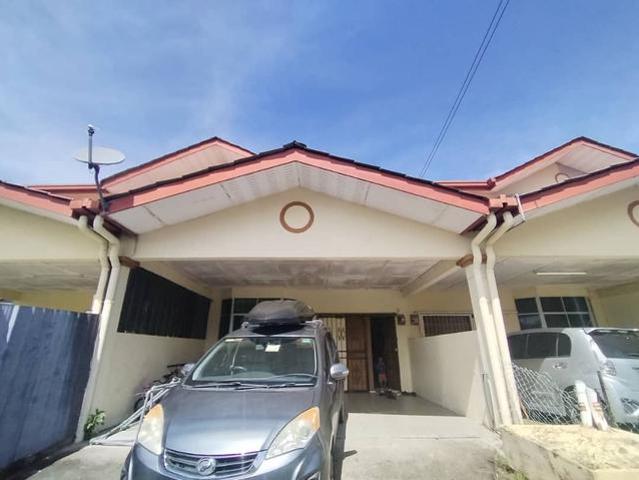 Taman Kingfisher 2 Storey Terrace House for Sale