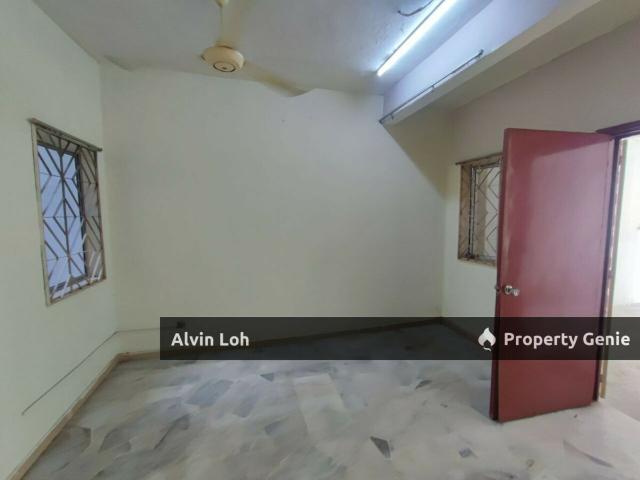Taman Kinrara Double Storey House For Sale