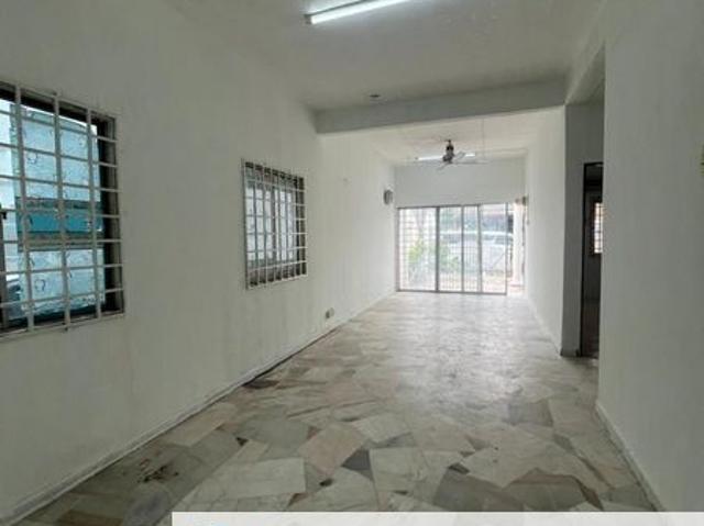 Taman Kinrara Seksyen 1