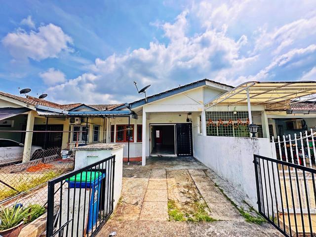 Taman Kinrara Seksyen 2 TK2 Puchong Single Storey Terrace