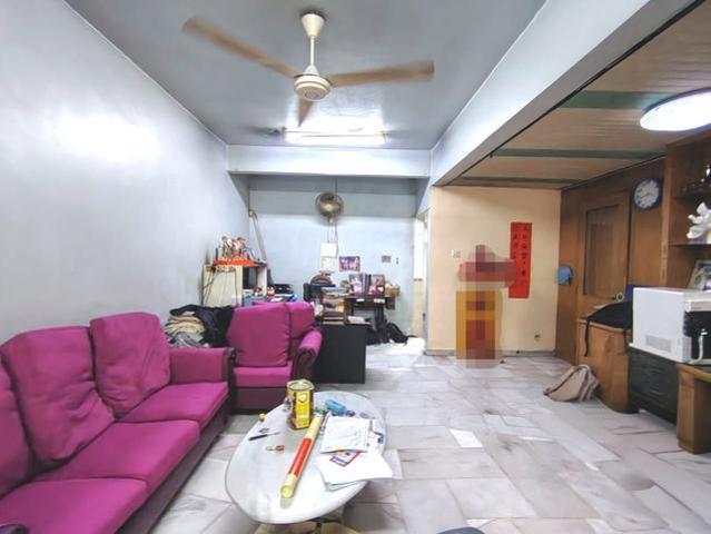 Taman Kinrara Seksyen 4 Jalan Tk 4 Double Storey House
