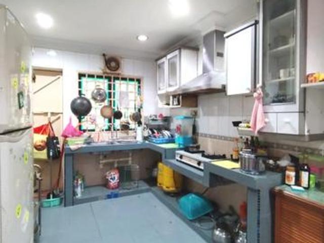 Taman Kinrara Seksyen 4 Jalan Tk 4 Double Storey House