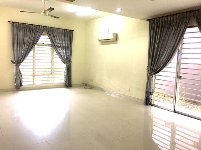 Taman Kipark SemiD Corner House GG 4R3B 2400sf NBumi PF Puchong