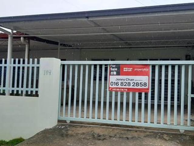 Taman Kolombong single storey terrace intermediate