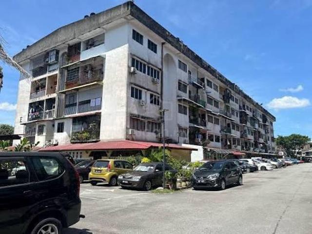 taman kosas ampang block D tingkat 1