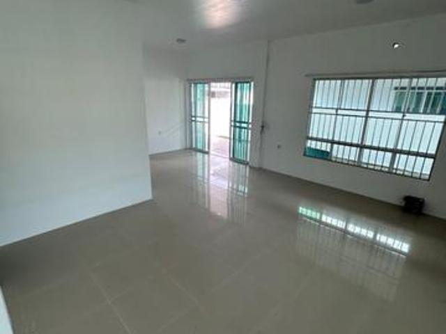 Taman kozai double storey corner
