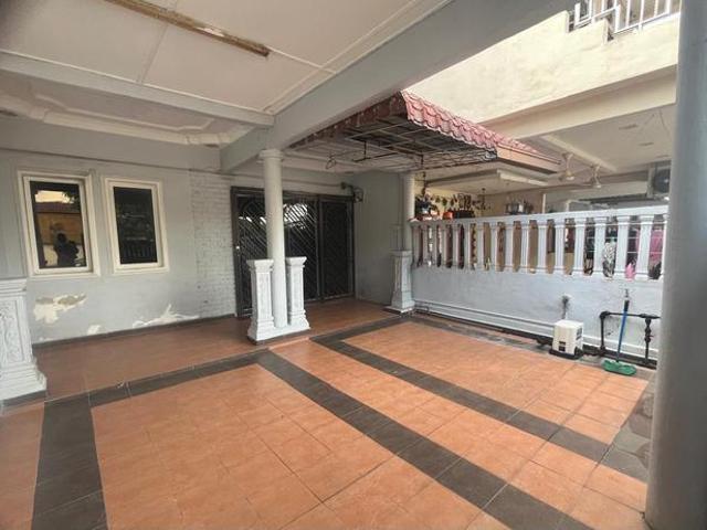Taman Klang Utama batu Belah 2sty 1855sqft Reno for sale