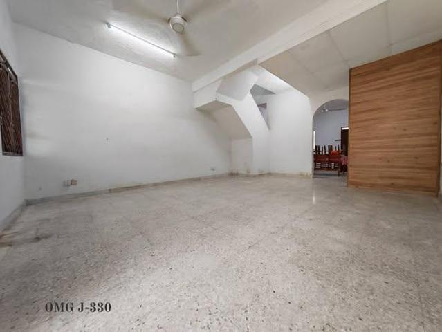 Taman Klang Utama Double Storey Good Condition Unit
