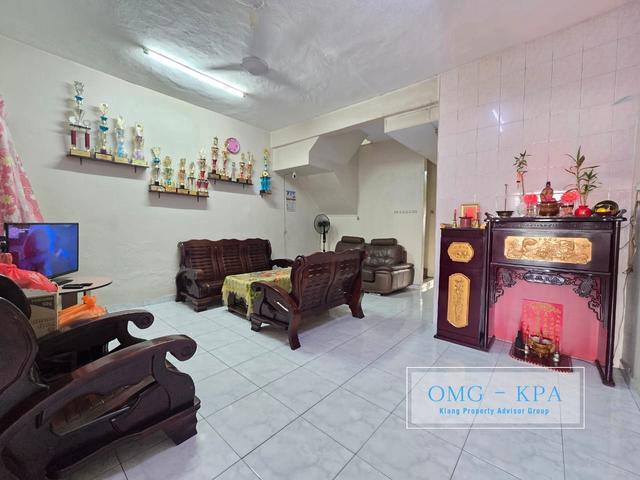 Taman Klang Utama Double Storey House For Sale