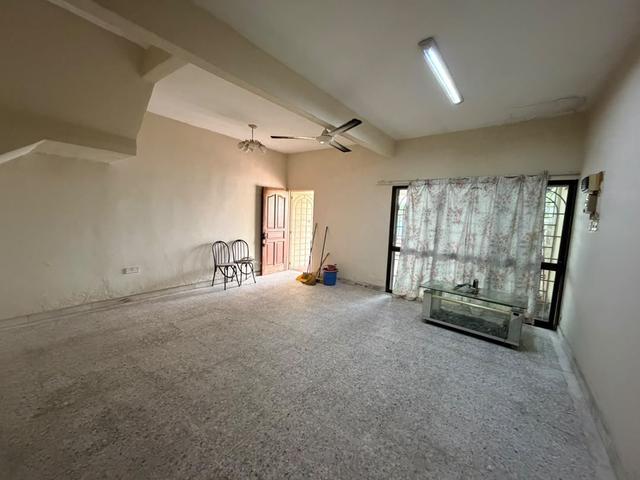 Taman Klang Utama Double Storey Terrace House Not Flood Area
