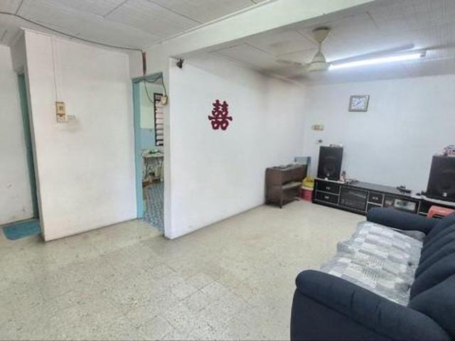 Taman Kledang Menglembu Double Storey Terrace House for sale