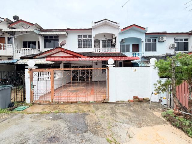 Taman Kluang Barat Double Storey