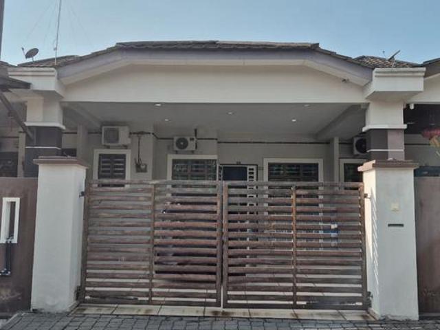 Taman Kluang Indah Biggest 4Bedroom Single Storey TerraceUnblockView