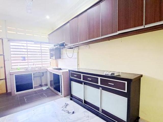 Taman Layang Layang Rahang Blossom 100 Loan Starlight rasah jaya