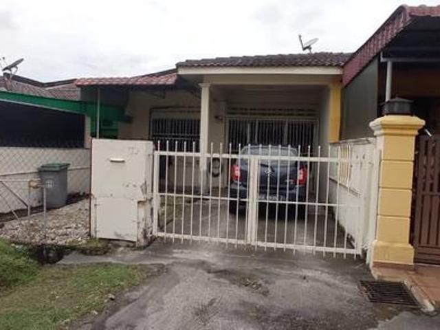 Taman Layang Layang single storey for sell