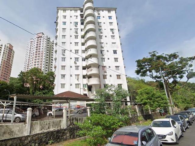 Taman Lembah Hijau Block 5 710sf Low Floor Near Greenlane Heights
